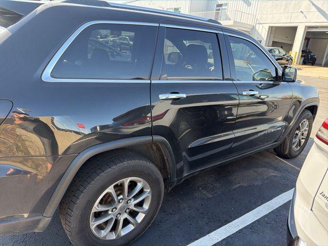 used 2015 Jeep Grand Cherokee car, priced at $10,500