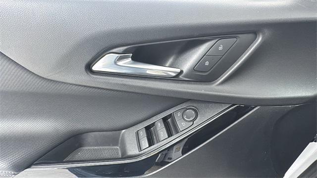 used 2025 Chevrolet Equinox car, priced at $26,548