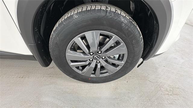 new 2026 Nissan Pathfinder car, priced at $35,741