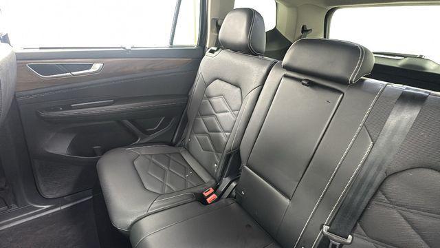 used 2025 Volkswagen Atlas car, priced at $28,500