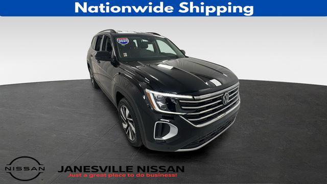 used 2025 Volkswagen Atlas car, priced at $28,500