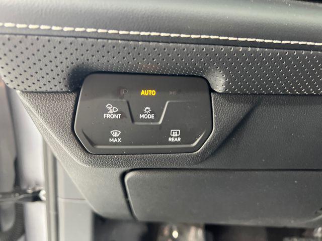 used 2025 Volkswagen Atlas car, priced at $30,500