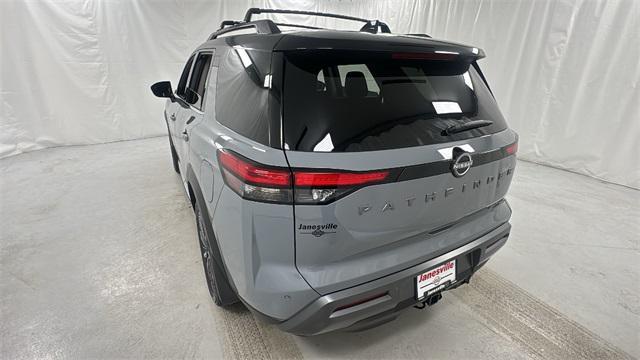new 2026 Nissan Pathfinder car, priced at $48,438