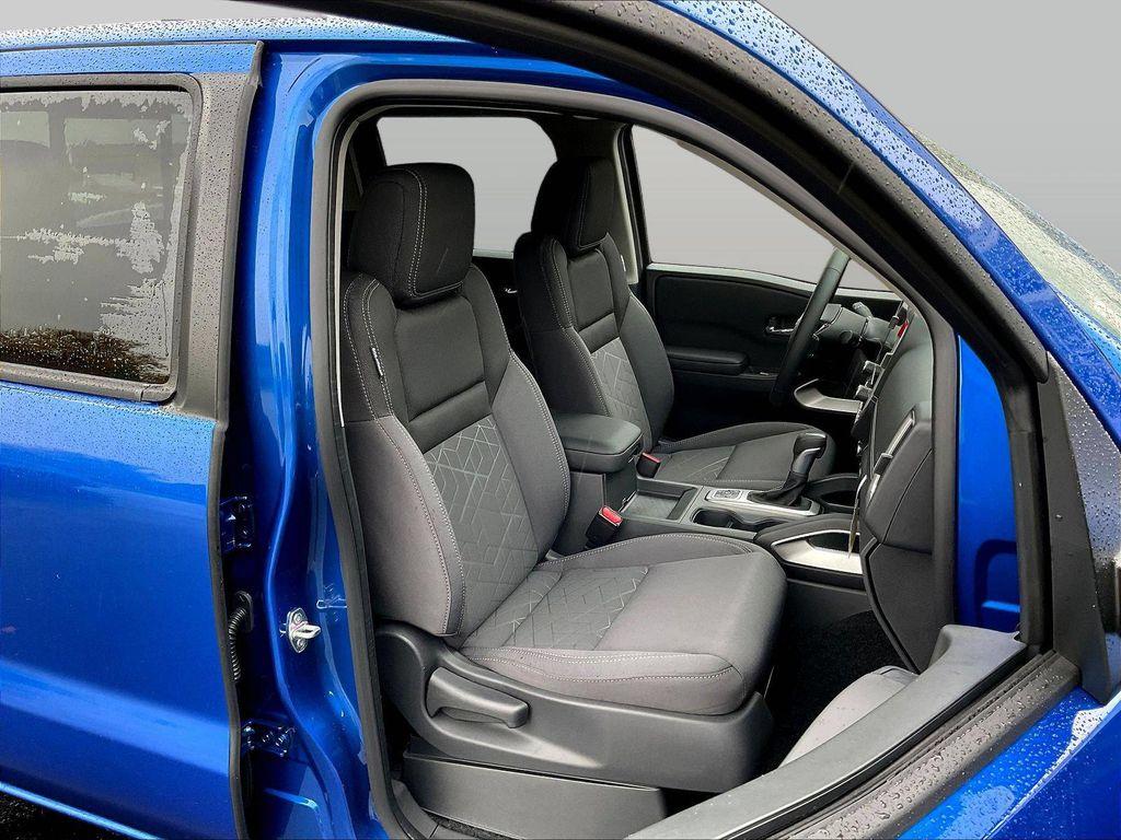 new 2027 Nissan Frontier car, priced at $40,915