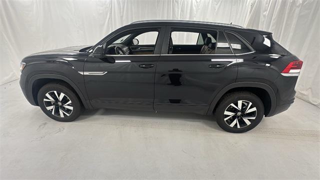 used 2022 Volkswagen Atlas Cross Sport car, priced at $18,421