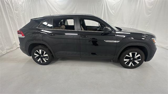 used 2022 Volkswagen Atlas Cross Sport car, priced at $18,421