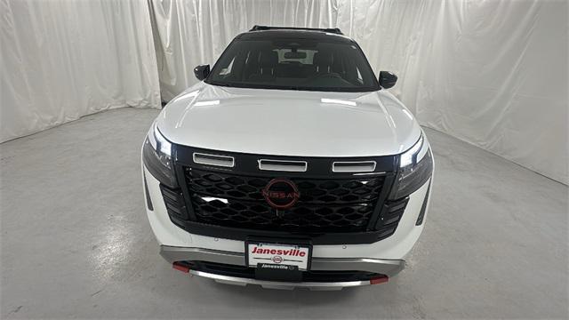 new 2026 Nissan Pathfinder car, priced at $43,780