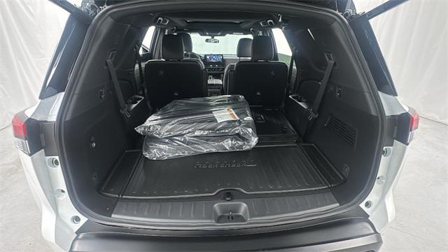 new 2026 Nissan Pathfinder car, priced at $43,780