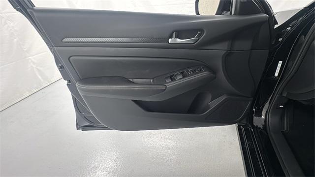 new 2025 Nissan Altima car, priced at $27,264