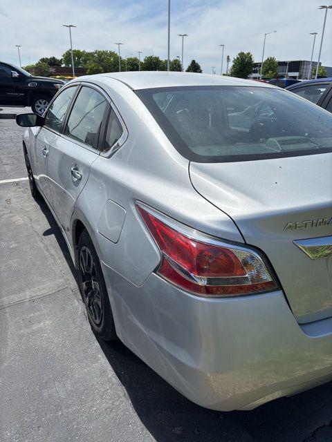 used 2014 Nissan Altima car, priced at $7,000