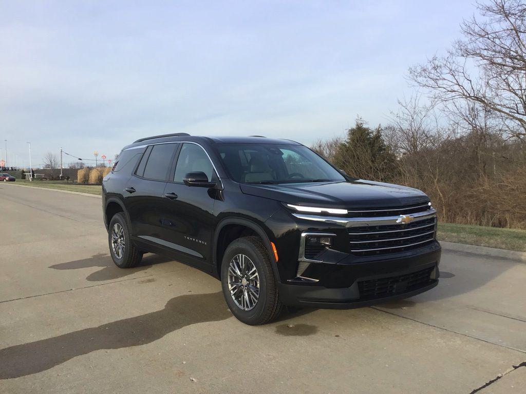 new 2026 Chevrolet Traverse car, priced at $40,787
