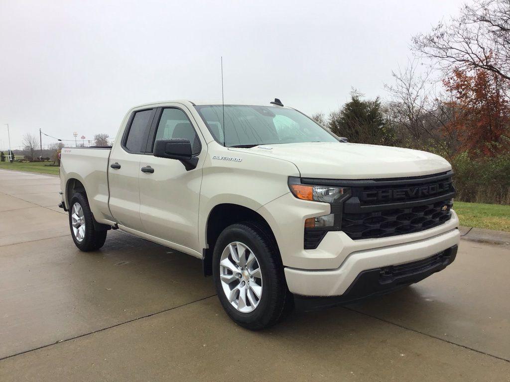 new 2026 Chevrolet Silverado 1500 car, priced at $40,219