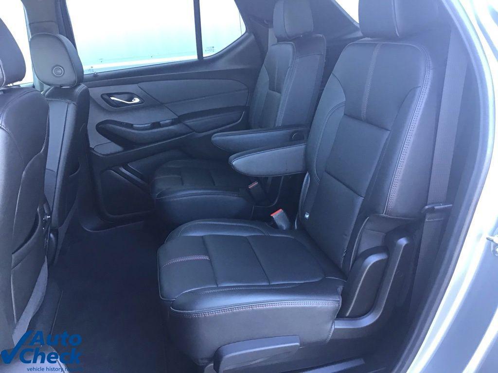 used 2023 Chevrolet Traverse car, priced at $31,987