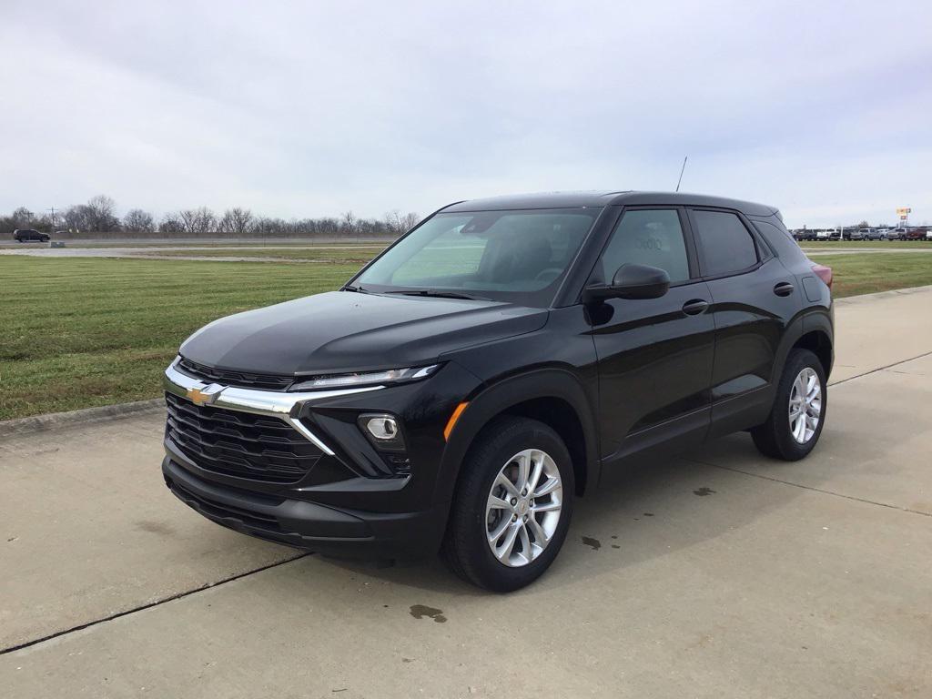 new 2026 Chevrolet TrailBlazer car, priced at $25,944