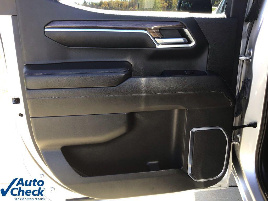used 2022 Chevrolet Silverado 1500 car, priced at $34,999