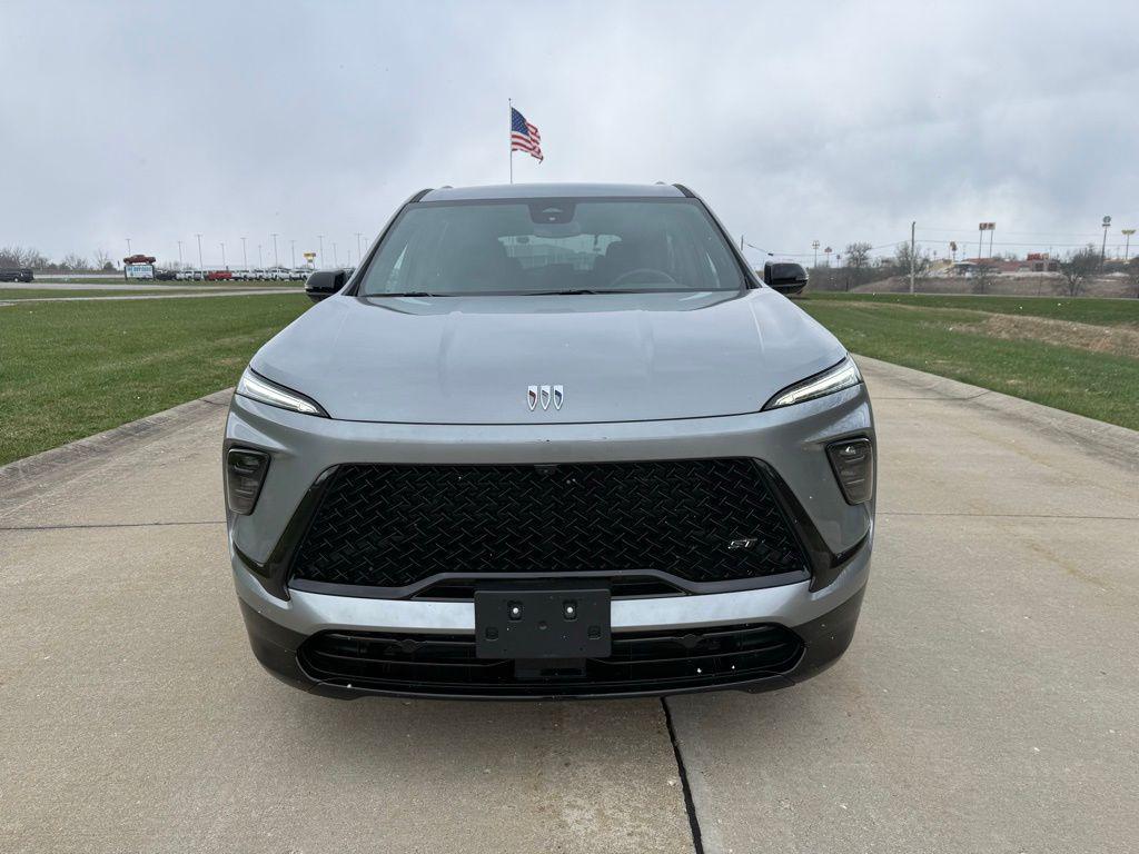 used 2025 Buick Enclave car, priced at $38,513