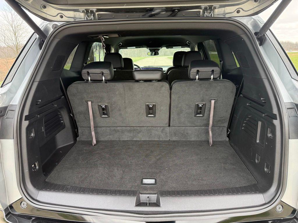 used 2025 Buick Enclave car, priced at $38,513