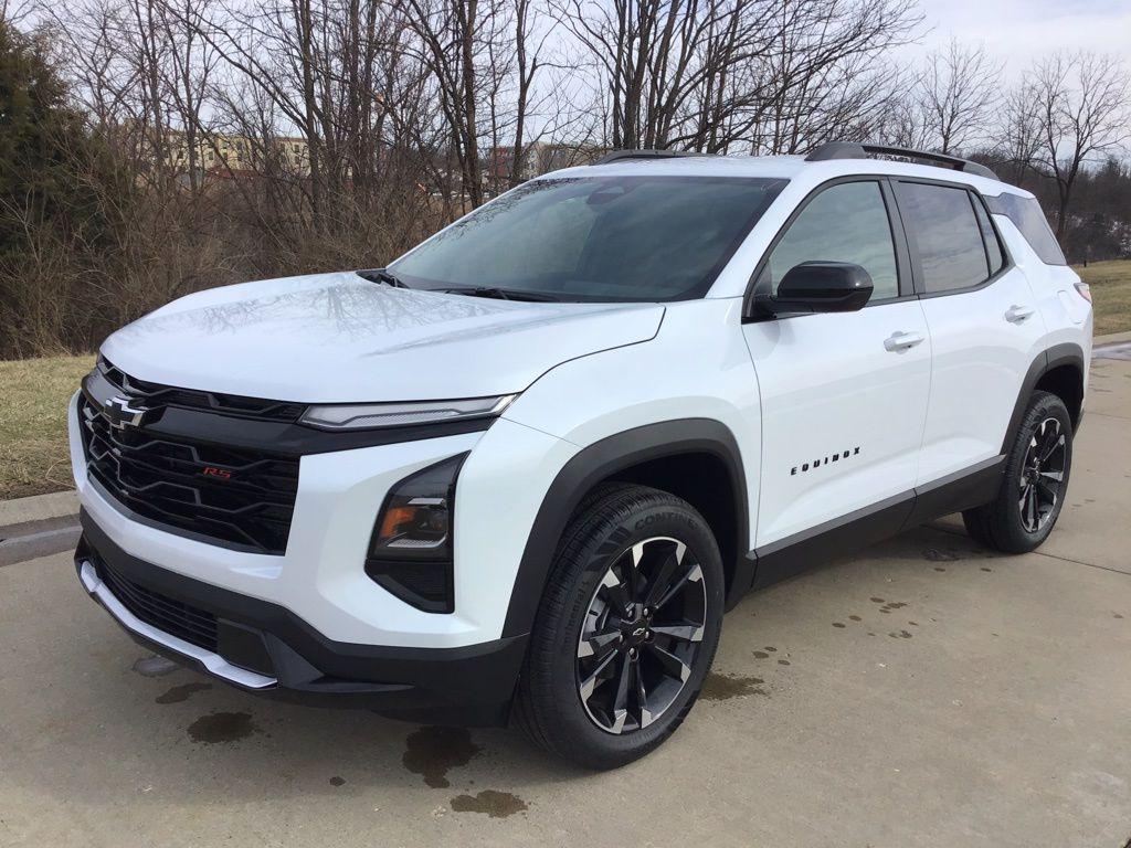 new 2026 Chevrolet Equinox car, priced at $34,896