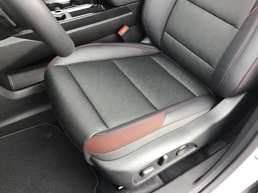 new 2026 Chevrolet Equinox car, priced at $34,896