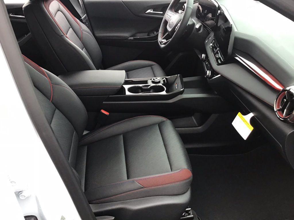 new 2026 Chevrolet Equinox car, priced at $34,896