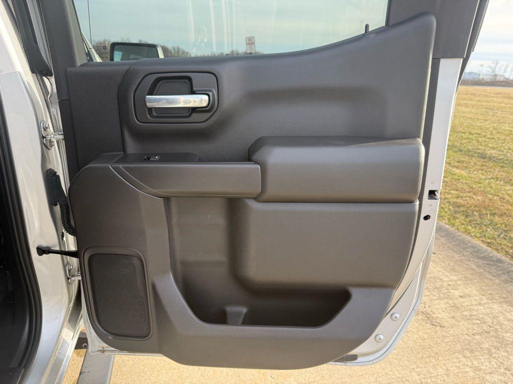 used 2021 Chevrolet Silverado 1500 car, priced at $29,369