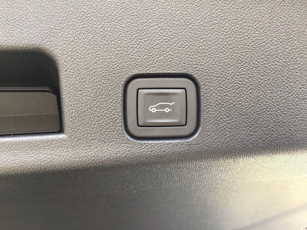 new 2026 Chevrolet Traverse car, priced at $40,159