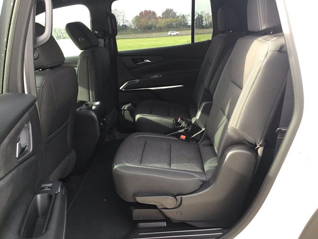 new 2026 Chevrolet Traverse car, priced at $40,159