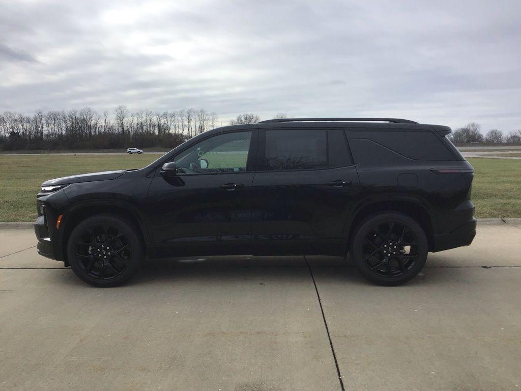 new 2026 Chevrolet Traverse car, priced at $54,561