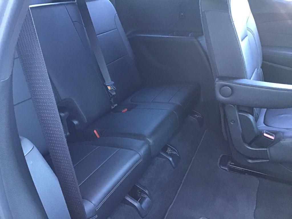 used 2023 Chevrolet Traverse car, priced at $28,410