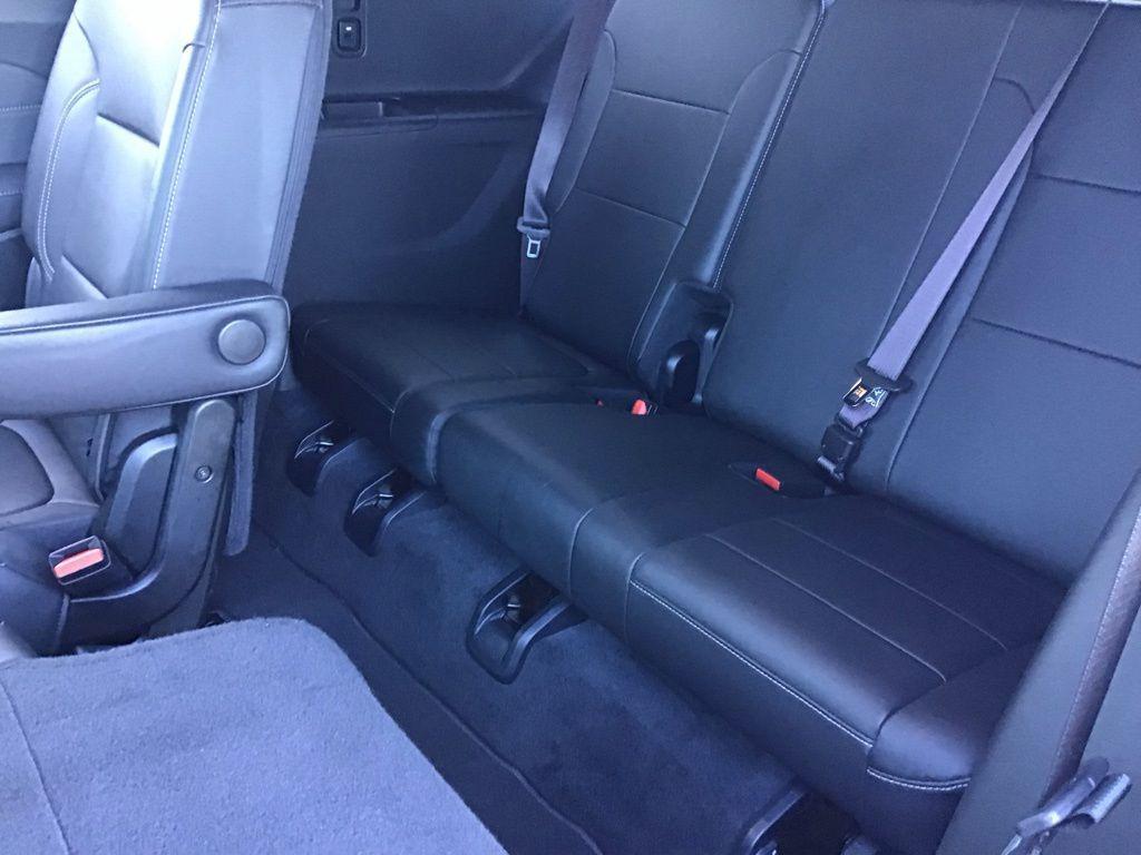 used 2023 Chevrolet Traverse car, priced at $28,410