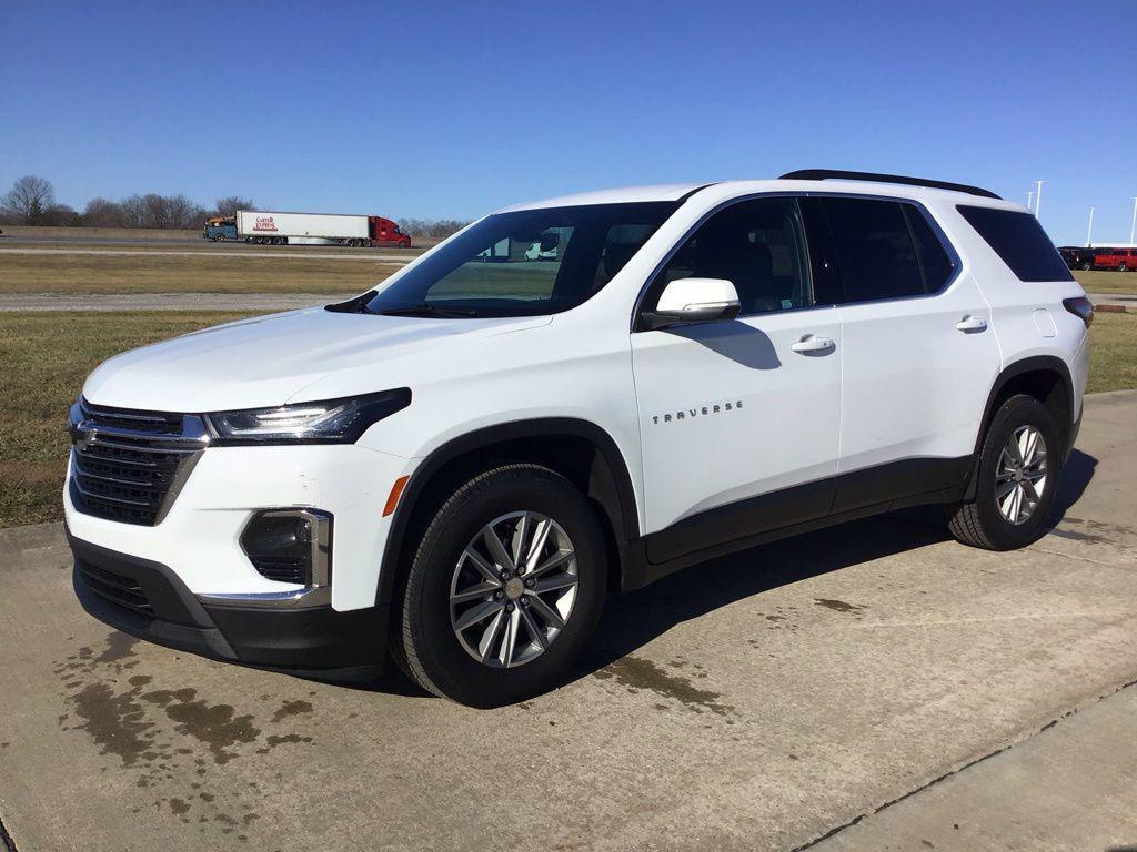 used 2023 Chevrolet Traverse car, priced at $28,410