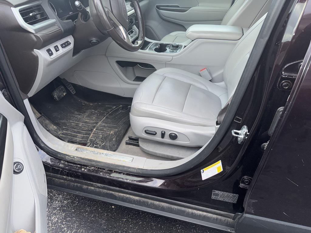 used 2020 GMC Acadia car, priced at $18,436