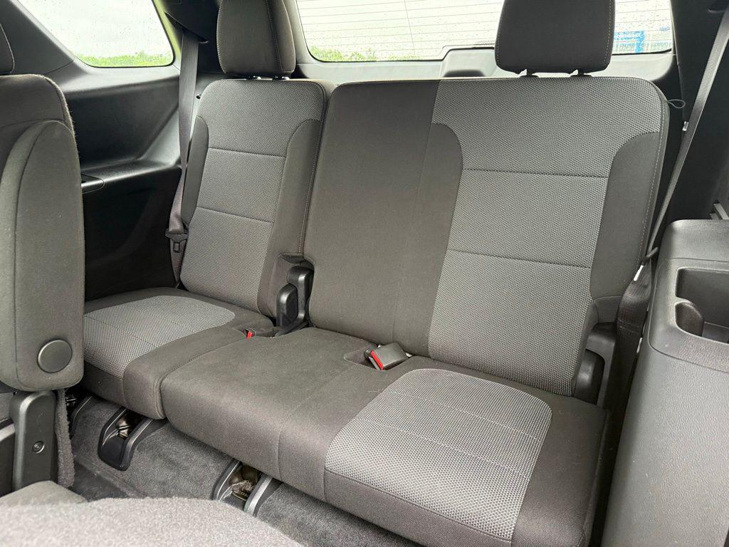 used 2023 Chevrolet Traverse car, priced at $27,474