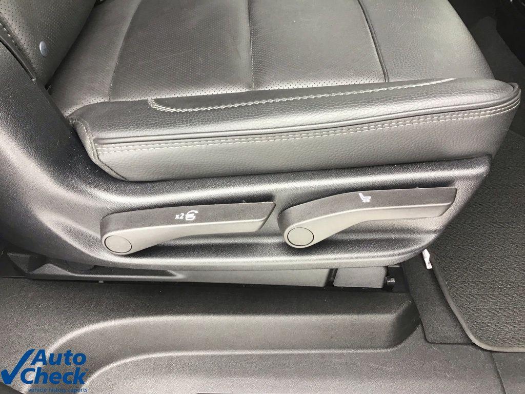 used 2025 GMC Yukon XL car, priced at $71,454