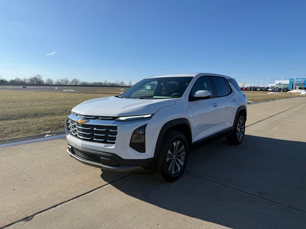 new 2026 Chevrolet Equinox car, priced at $31,244