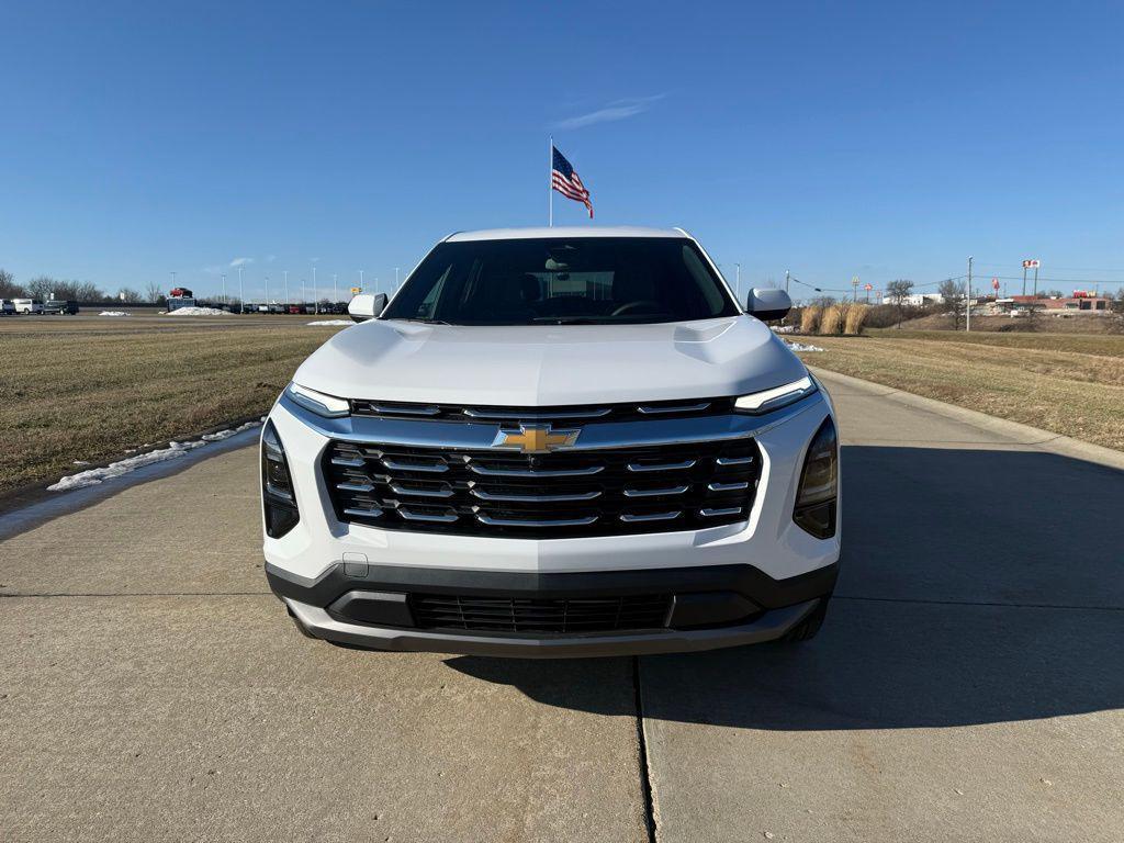 new 2026 Chevrolet Equinox car, priced at $31,244