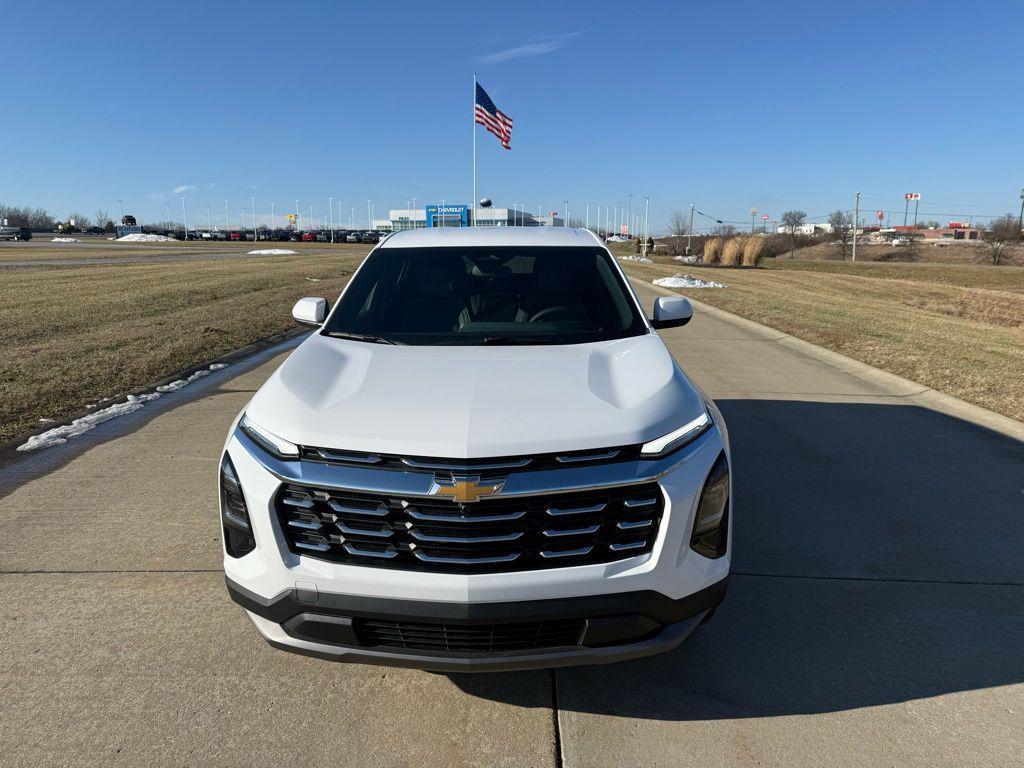 new 2026 Chevrolet Equinox car, priced at $31,244