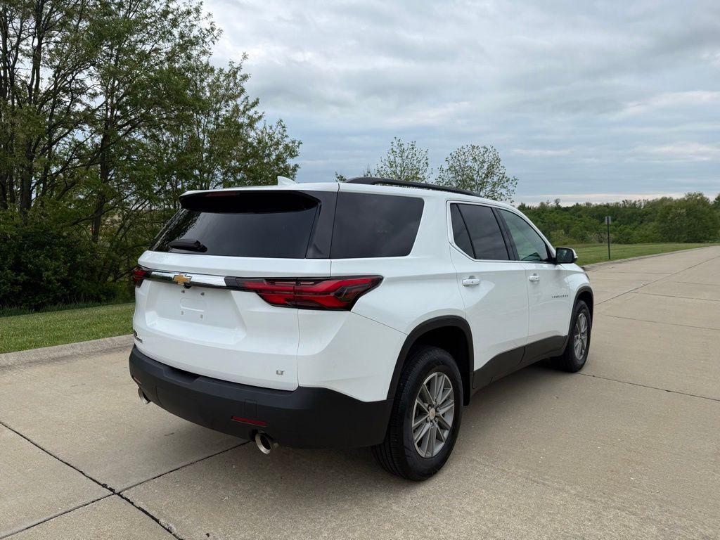 used 2023 Chevrolet Traverse car, priced at $28,097