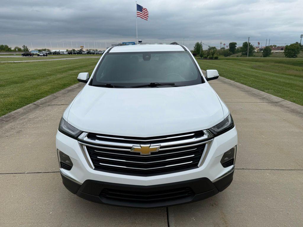 used 2023 Chevrolet Traverse car, priced at $28,097