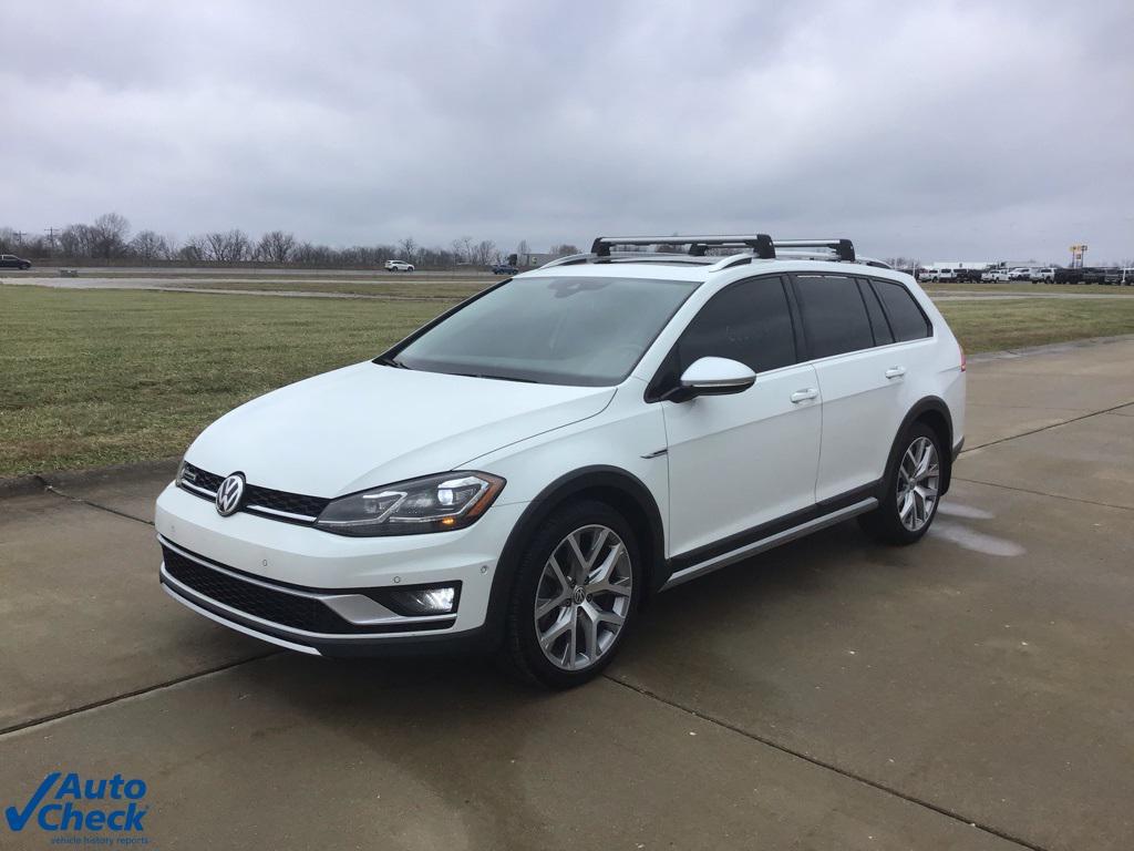 used 2019 Volkswagen Golf Alltrack car, priced at $16,019