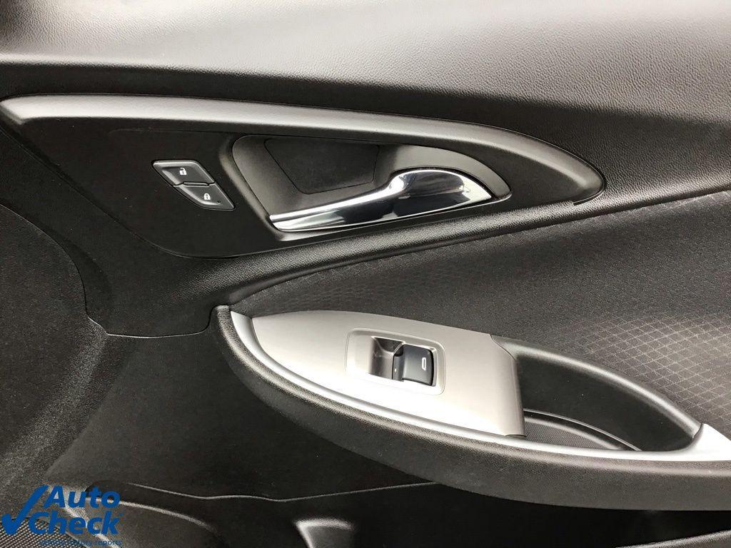 used 2024 Chevrolet Malibu car, priced at $18,257