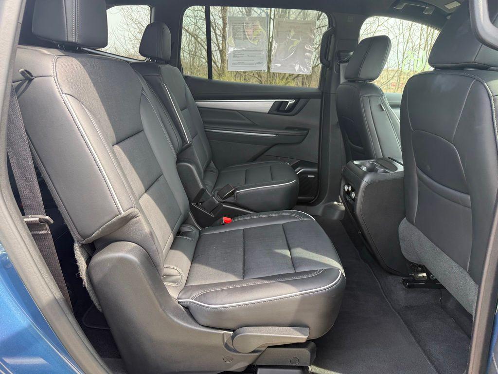 used 2025 Buick Enclave car, priced at $34,433