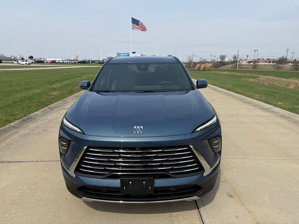 used 2025 Buick Enclave car, priced at $34,433
