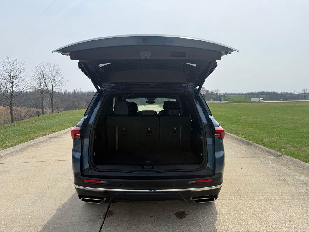 used 2025 Buick Enclave car, priced at $34,433