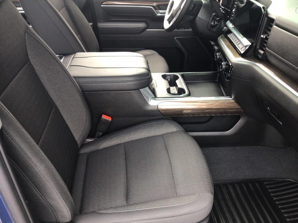 new 2026 Chevrolet Silverado 2500 car, priced at $67,996