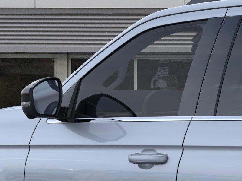 new 2025 Ford Expedition car, priced at $75,435