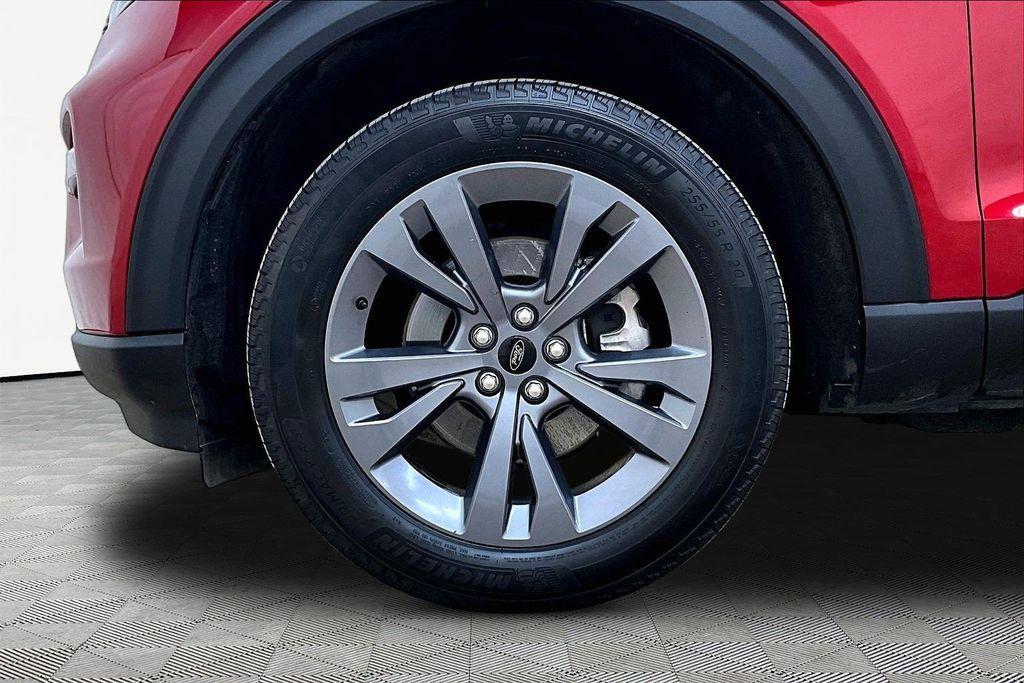 used 2023 Ford Explorer car, priced at $26,900