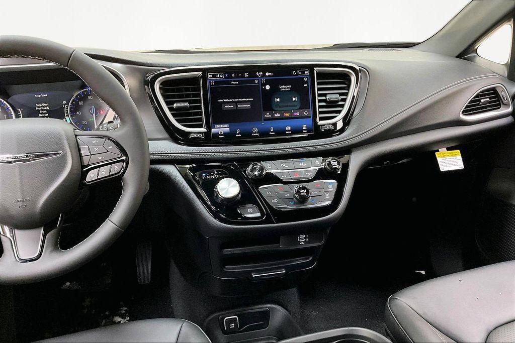 new 2026 Chrysler Pacifica car, priced at $43,867