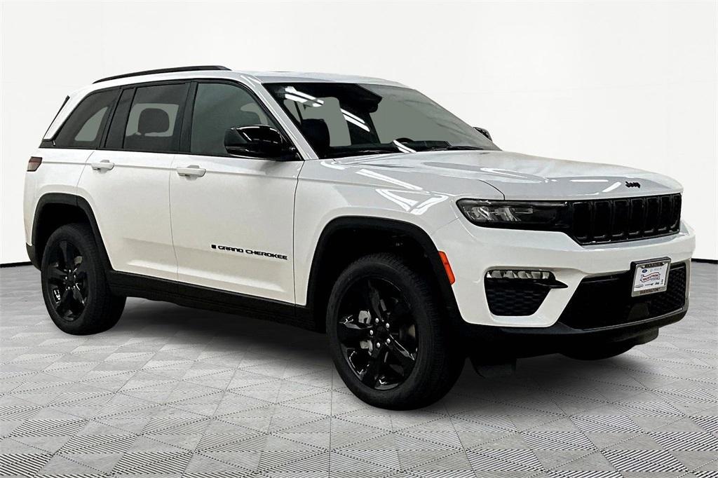 new 2025 Jeep Grand Cherokee car, priced at $46,805