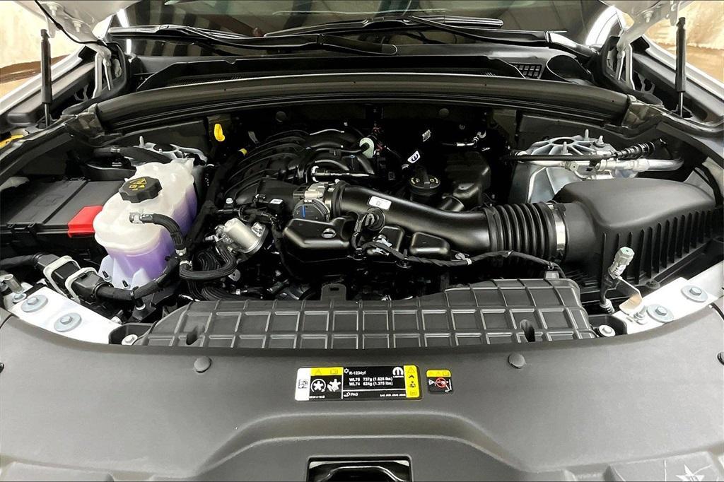 new 2025 Jeep Grand Cherokee car, priced at $46,805